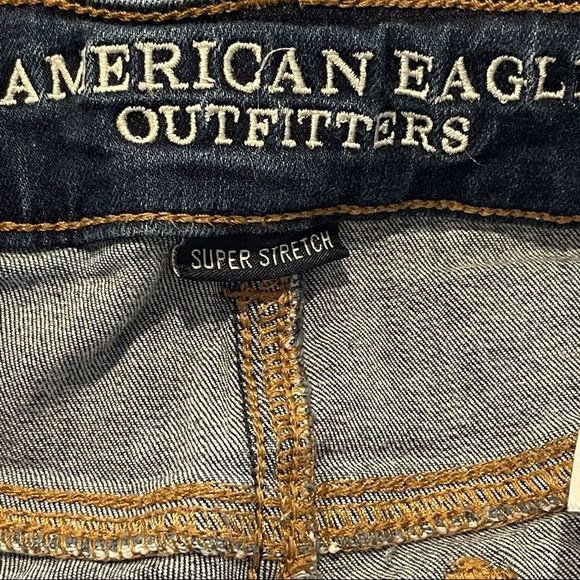 •American Eagle Outfitters Distressed Jean Shorts - Picture 9 of 16